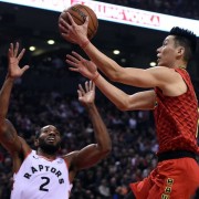  老鹰特雷杨助攻失误比联盟第一，带队稳居前八  