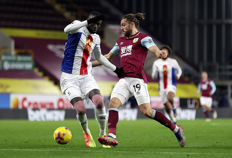  埃弗顿深陷降级泥潭，兰帕德下课倒计时  