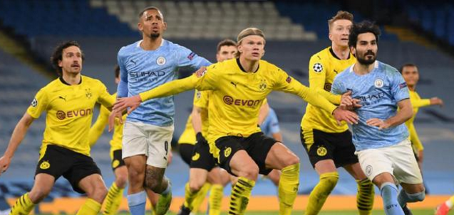  瓜迪奥拉实验三中卫体系，罗德里位置前移收奇效  